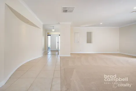 Property photo of 21 Nillahcootie Crescent Kialla VIC 3631