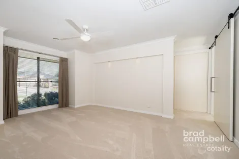 Property photo of 21 Nillahcootie Crescent Kialla VIC 3631