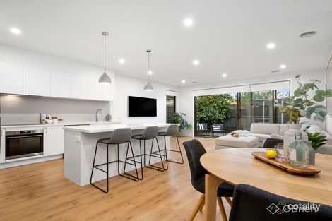 Property photo of 2/2 Raven Close Carrum Downs VIC 3201