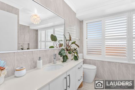 Property photo of 1 Laurina Close Old Bar NSW 2430