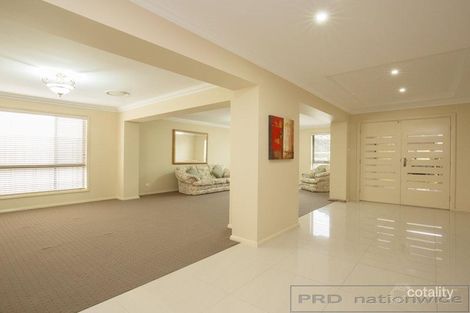 Property photo of 13 Limerick Close Ashtonfield NSW 2323