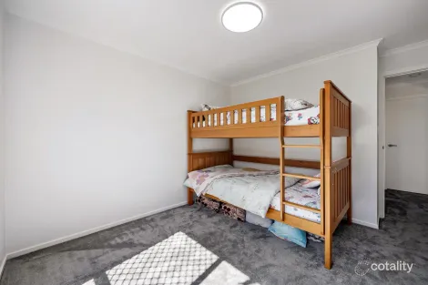 Property photo of 28 Carmody Street Casey ACT 2913