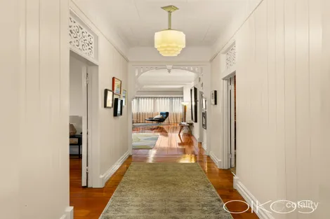 Property photo of 23 Arthur Terrace Red Hill QLD 4059