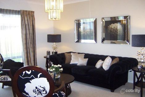 Property photo of 5 Robin Place Forest Glen QLD 4556