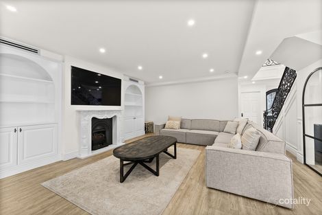 Property photo of 9 Bataan Close Illawong NSW 2234