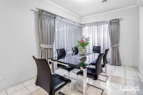 Property photo of 3 Yallambee Place Burnside VIC 3023