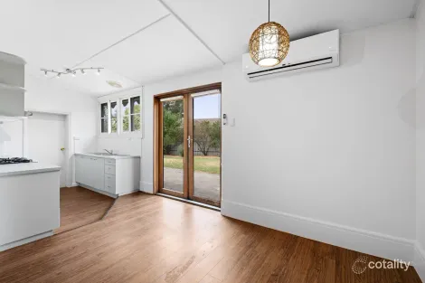 540 Hague St, Lavington, NSW 2641