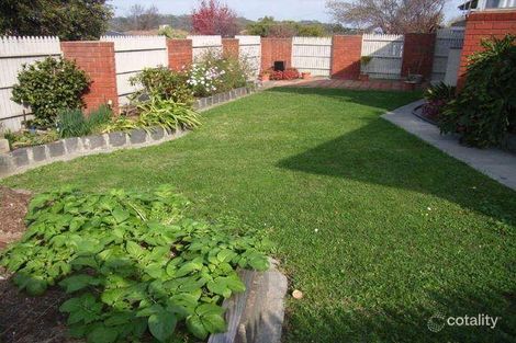 Property photo of 196 Greenwood Drive Bundoora VIC 3083