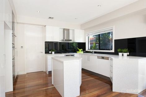 106b Bayswater Rd, Croydon South, VIC 3136