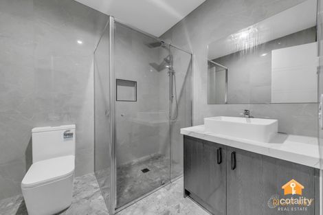 Property photo of 2 Chamomile Road Kalkallo VIC 3064