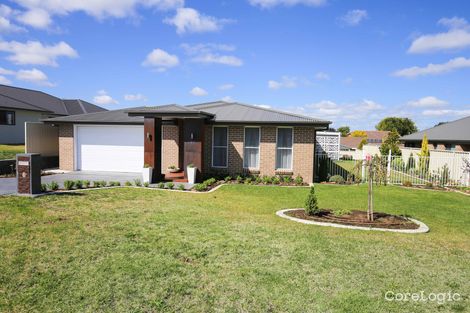 Property photo of 21 Graham Drive Kelso NSW 2795