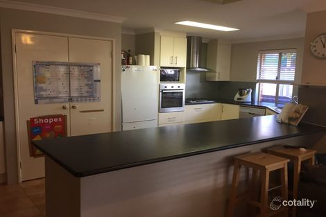 5 Narrier Cl, South Guildford, WA 6055