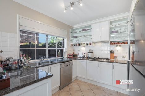 Property photo of 1 Hampton Close Castle Hill NSW 2154