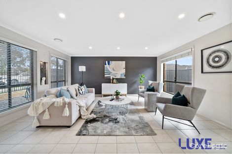 Property photo of 287 Anthony Rolfe Avenue Gungahlin ACT 2912