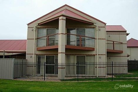 Property photo of 13 Kauri Way Port Adelaide SA 5015
