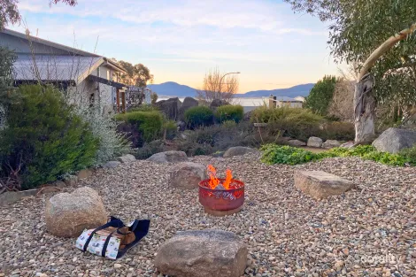 18 Rainbow Dr, East Jindabyne, NSW 2627