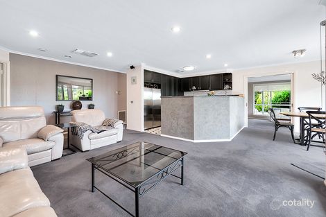 Property photo of 7-8 Tamara Close Berwick VIC 3806