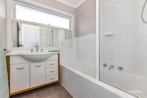 Property photo of 5 Gerald Court Chelsea Heights VIC 3196