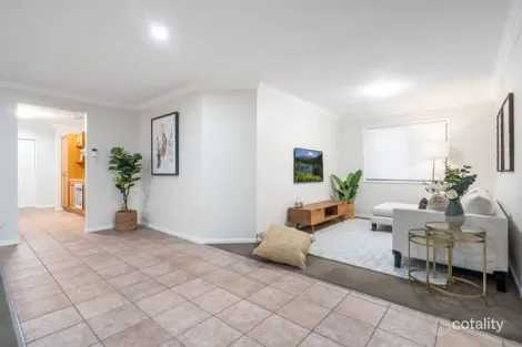 Property photo of 11 Kentwell Place Wishart QLD 4122