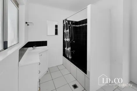 Property photo of 6 Cahill Crescent Rural View QLD 4740