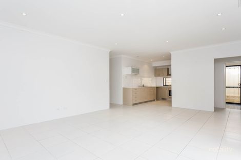 Property photo of 14 Borale Retreat Darch WA 6065