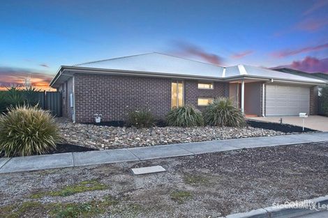Property photo of 1 Sinclair Green Derrimut VIC 3026