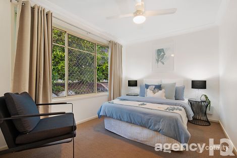Property photo of 9 Pinedale Crescent Parkinson QLD 4115