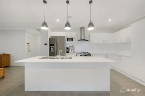 Property photo of 1 Baldi Drive Silverdale NSW 2752