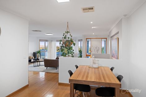 Property photo of 20 Janette Court Lavington NSW 2641