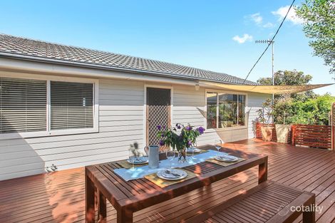 2 Coreen Dr, Wamberal, NSW 2260