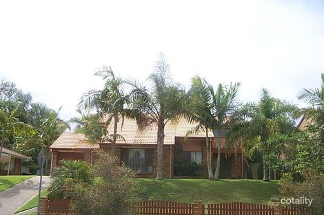 104 Cadogan St, Carindale, QLD 4152