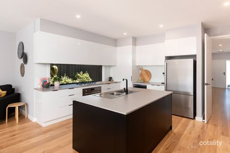 Property photo of 32 West Parkway Mount Barker SA 5251