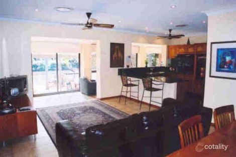 Property photo of 28 Kincardine Drive Benowa QLD 4217