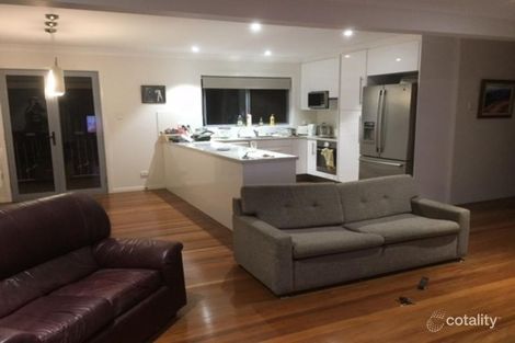 Property photo of 43 Cresthaven Drive Mansfield QLD 4122