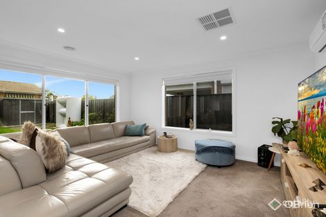Property photo of 13 Murdoch Place Langwarrin VIC 3910