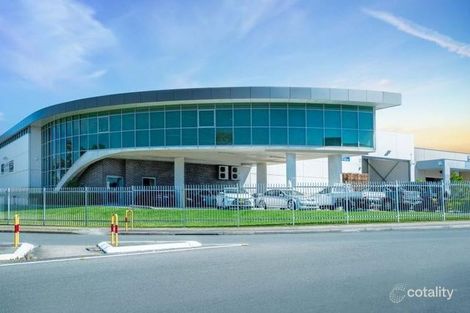 2 Yulong Cl, Moorebank, NSW 2170