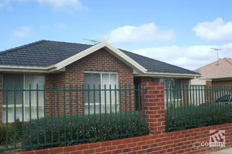 6/220 Shaws Rd, Werribee, VIC 3030