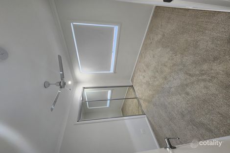 Property photo of 2/4 Harvest Place Hidden Valley QLD 4703