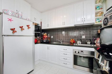 Property photo of 4B/21 Esplanade St Kilda VIC 3182