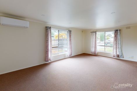 Property photo of 25 Clairmont Avenue Cranbourne VIC 3977