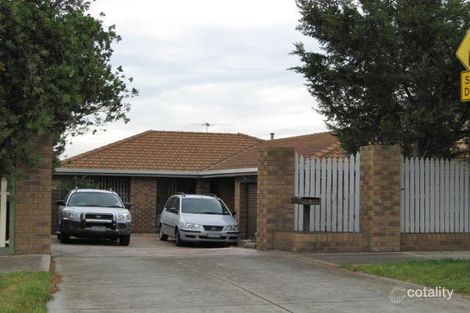 98 Kinterbury Dr, Kings Park, VIC 3021