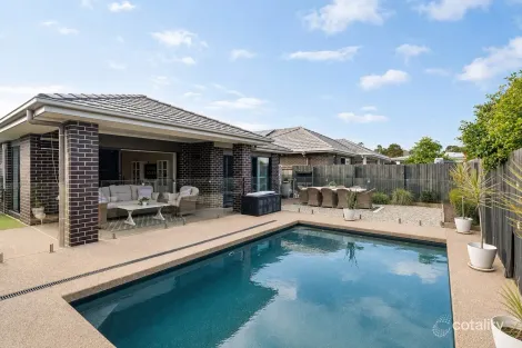 13 Mantis Cres, Caloundra West, QLD 4551