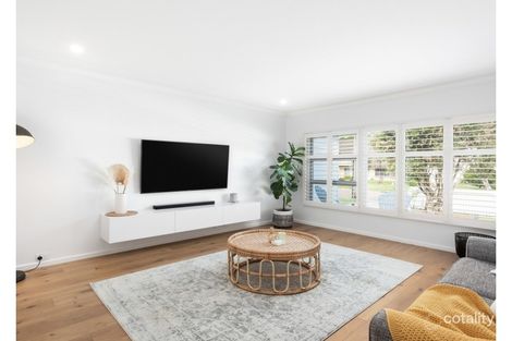 Property photo of 13 Nyngan Place Miranda NSW 2228