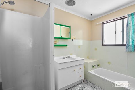 Property photo of 10 Mellish Crescent Emerald QLD 4720