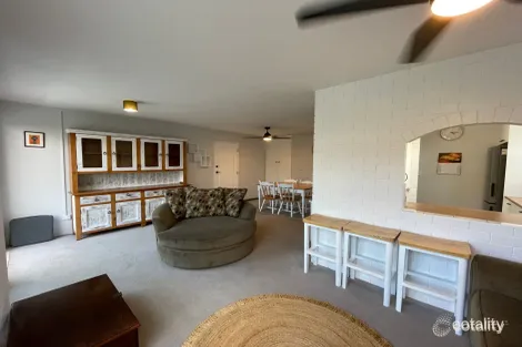 Property photo of 8/8 Duet Drive Mermaid Waters QLD 4218