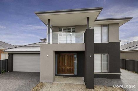 Property photo of 27 Cleveland Drive Craigieburn VIC 3064