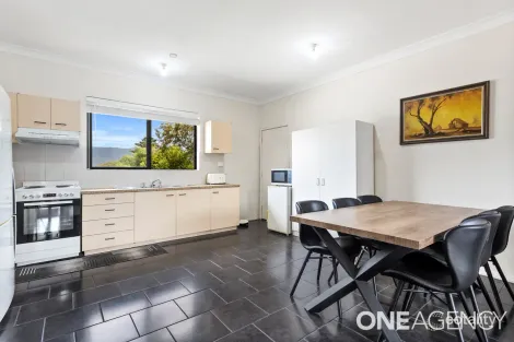 Property photo of 4 Avondale Road Dapto NSW 2530