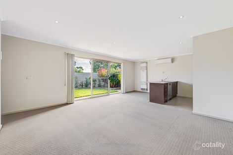 Property photo of 9 Carmarthen Close Werribee VIC 3030