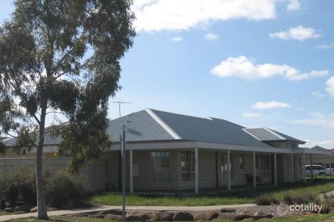 5 Botanic Rise, Craigieburn, VIC 3064