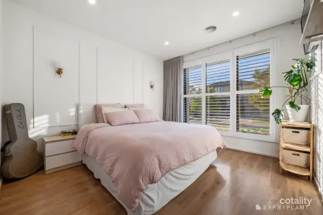 Property photo of 13 Dayspring Road Deanside VIC 3336